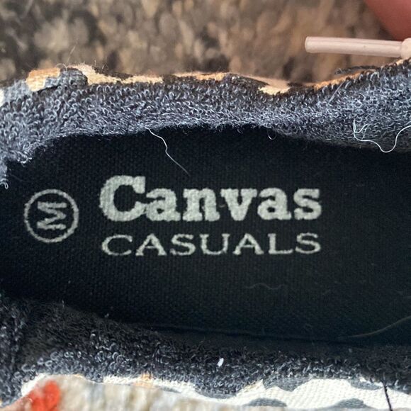 Canvas Casuals Slip On Leopard Shoes Size 7 / 8 Medium - Picture 6 of 6
